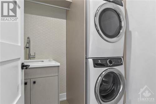 Laundry 2nd floor - 135 Carleton Avenue, Ottawa, ON - Indoor Photo Showing Laundry Room