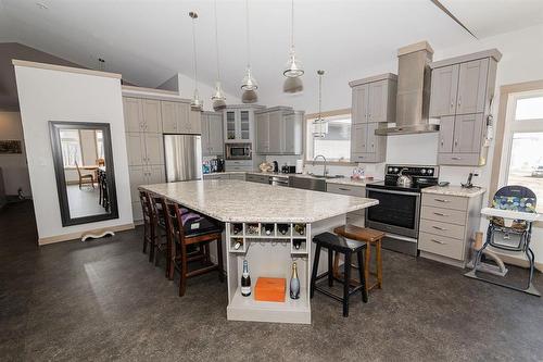 31051 31 Road W, Dufferin, MB - Indoor Photo Showing Kitchen With Stainless Steel Kitchen With Upgraded Kitchen