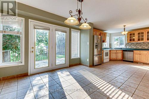 22 Dogwood Drive, Tillsonburg, ON - Indoor Photo Showing Kitchen