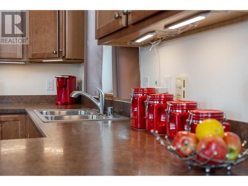 1717 Koocanusa Lake Drive, Lake Koocanusa, BC - Indoor Photo Showing Kitchen With Double Sink