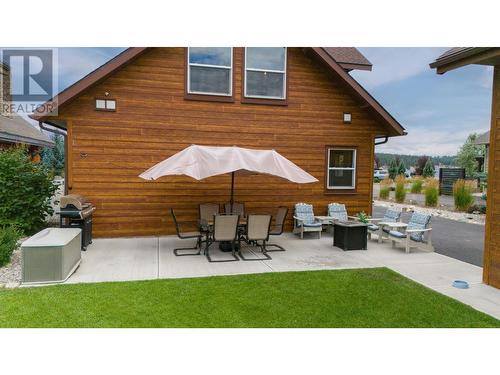 1717 Koocanusa Lake Drive, Lake Koocanusa, BC - Outdoor With Exterior