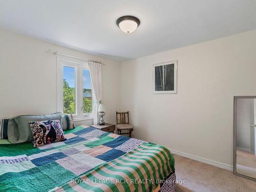 7 Kentucky Ave, Toronto, ON - Indoor Photo Showing Bedroom