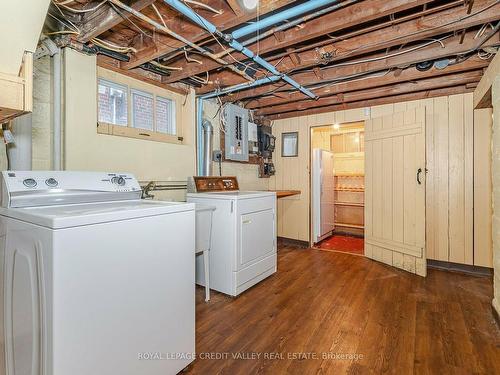 158 Lascelles Blvd, Toronto, ON - Indoor Photo Showing Laundry Room