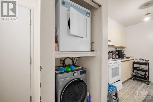 216 Viewmount Drive Unit#106, Ottawa, ON - Indoor Photo Showing Laundry Room