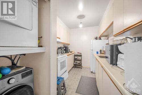 216 Viewmount Drive Unit#106, Ottawa, ON - Indoor Photo Showing Laundry Room