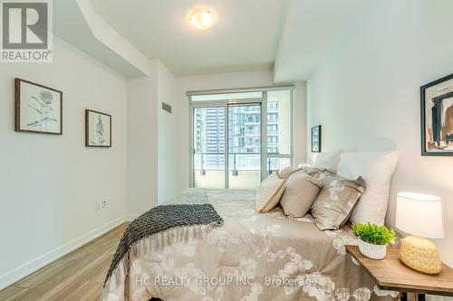 2817 - 4055 Parkside Village Drive, Mississauga (City Centre), ON - Indoor Photo Showing Bedroom