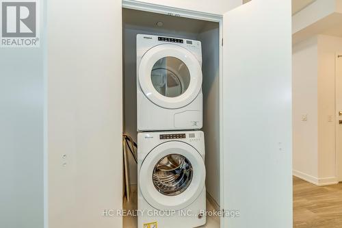 2817 - 4055 Parkside Village Drive, Mississauga (City Centre), ON - Indoor Photo Showing Laundry Room