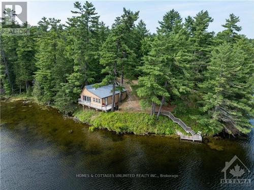 404 Horne Lake Road, Lanark Highlands, ON 