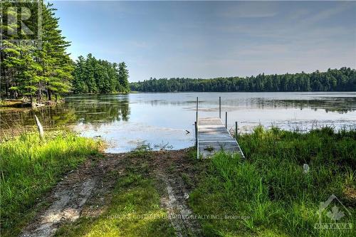 404 Horne Lake Road, Lanark Highlands, ON 