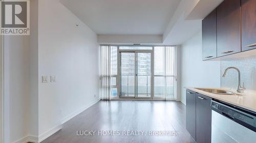 703 - 2212 Lake Shore Boulevard W, Toronto (Mimico), ON - Indoor Photo Showing Kitchen