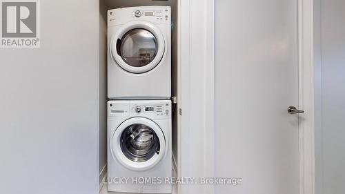 703 - 2212 Lake Shore Boulevard W, Toronto (Mimico), ON - Indoor Photo Showing Laundry Room