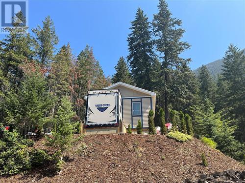 645 Badger Road, Tappen, BC 