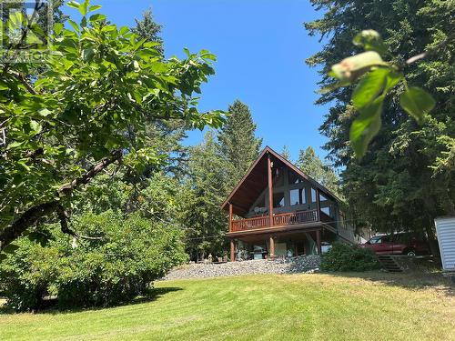 645 Badger Road, Tappen, BC 