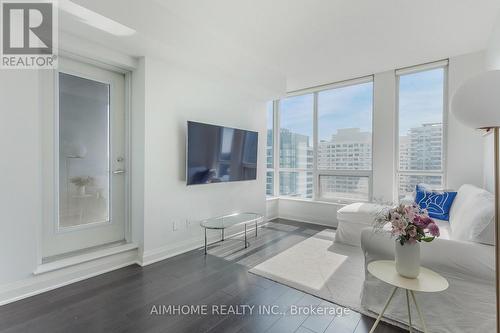 1808 - 83 Redpath Avenue, Toronto (Mount Pleasant East), ON - Indoor Photo Showing Living Room