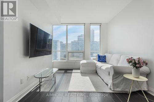 1808 - 83 Redpath Avenue, Toronto (Mount Pleasant East), ON - Indoor Photo Showing Living Room