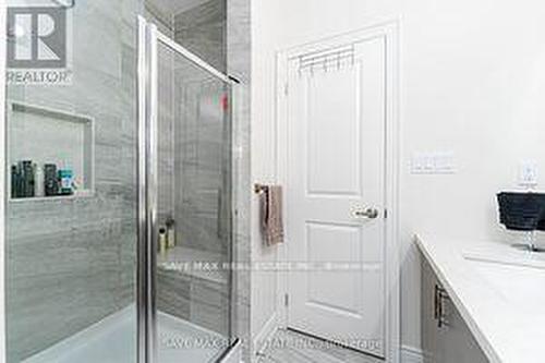 3 Grierson Trail, Hamilton (Waterdown), ON - Indoor Photo Showing Bathroom