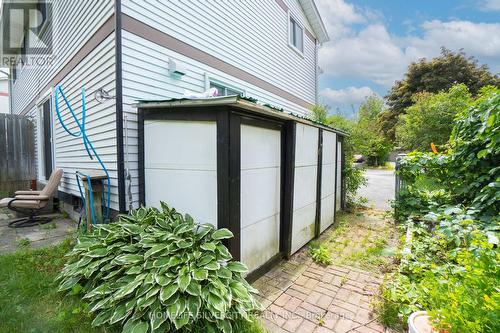 44 Kipling Place, Barrie (Letitia Heights), ON - Outdoor With Exterior