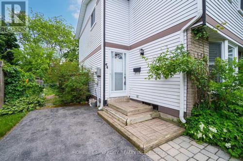 44 Kipling Place, Barrie (Letitia Heights), ON - Outdoor With Exterior