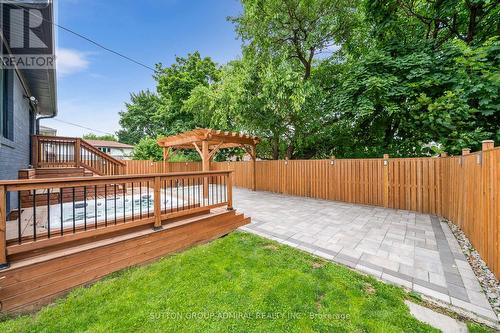 16 Benway Drive, Toronto (Rexdale-Kipling), ON - Outdoor