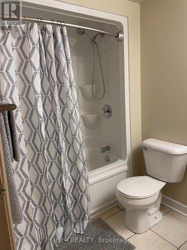 102 - 271 Lester Street, Waterloo, ON - Indoor Photo Showing Bathroom