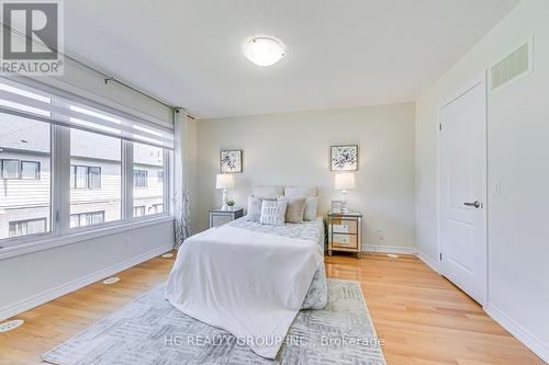 385 Athabasca Common, Oakville, ON - Indoor Photo Showing Bedroom