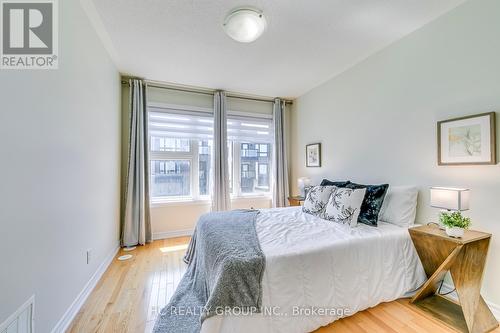 385 Athabasca Common, Oakville, ON - Indoor Photo Showing Bedroom