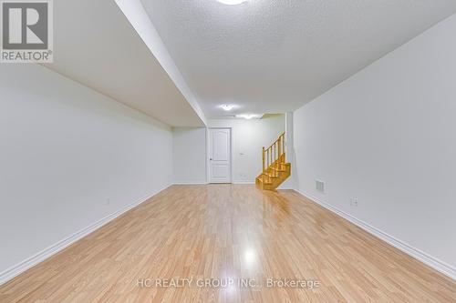 385 Athabasca Common, Oakville, ON - Indoor Photo Showing Other Room