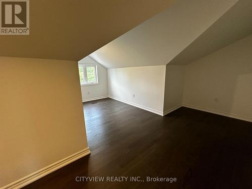 19 Turnberry Court, Bracebridge, ON - Indoor Photo Showing Other Room