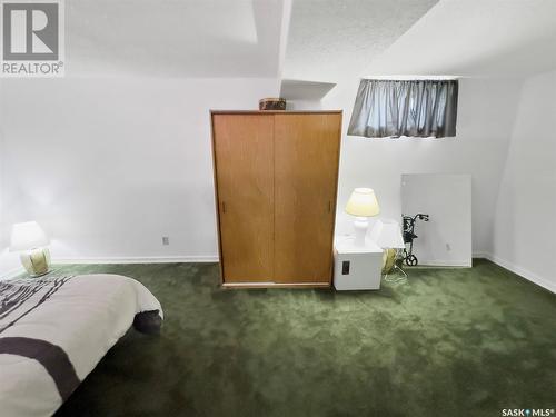 1671 Winnie Street, Swift Current, SK - Indoor Photo Showing Bedroom