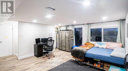 3105 White Oak Road, London, ON - Indoor Photo Showing Bedroom