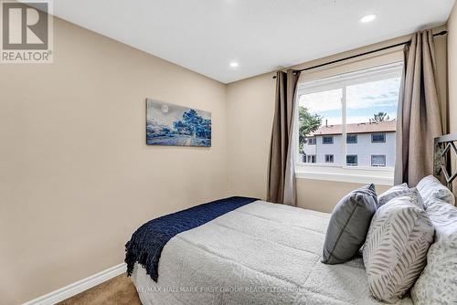 149 Ormond Drive, Oshawa (Samac), ON - Indoor Photo Showing Bedroom