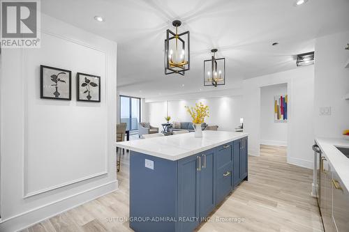 Ph3 - 299 Mill Road, Toronto (Markland Wood), ON - Indoor Photo Showing Kitchen