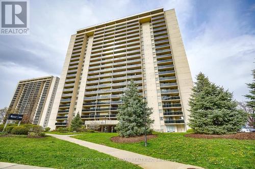 Ph3 - 299 Mill Road, Toronto (Markland Wood), ON - Outdoor With Facade