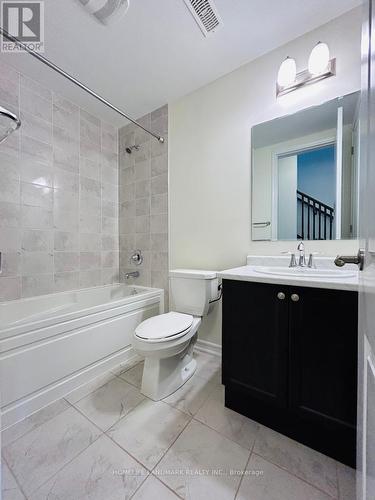 125 Stork Street, Oakville, ON - Indoor Photo Showing Bathroom