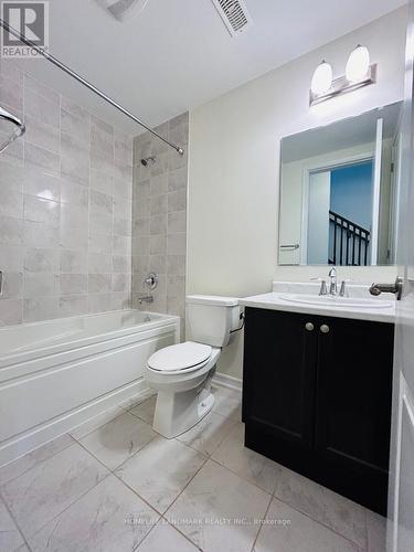 125 Stork Street, Oakville, ON - Indoor Photo Showing Bathroom