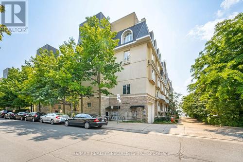 662 - 38 Stadium Road, Toronto (Niagara), ON - Outdoor