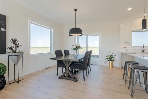 81 Wild Plum Lane, Steinbach, MB - Indoor Photo Showing Dining Room