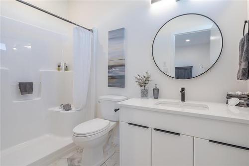 81 Wild Plum Lane, Steinbach, MB - Indoor Photo Showing Bathroom