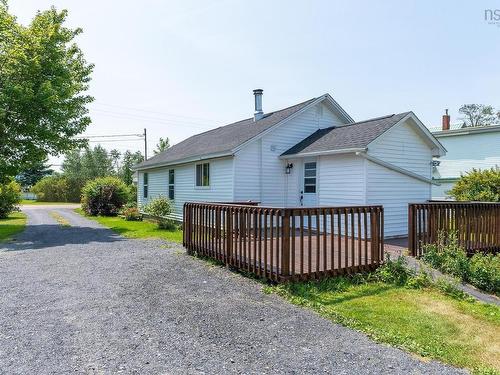 959 2 Highway, Five Islands, NS 