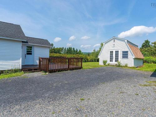 959 2 Highway, Five Islands, NS 