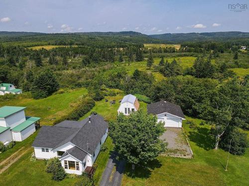 959 2 Highway, Five Islands, NS 