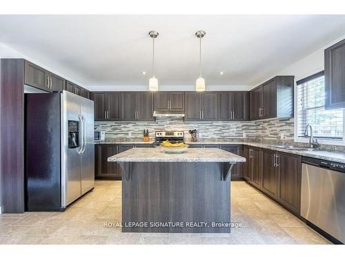 59 Backus Dr, Norfolk, ON - Indoor Photo Showing Kitchen With Upgraded Kitchen