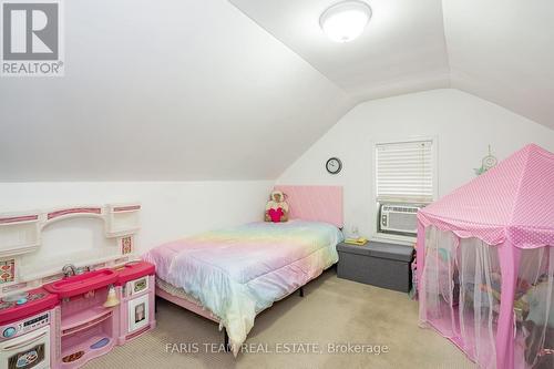 345 East Street, Orillia, ON - Indoor Photo Showing Bedroom