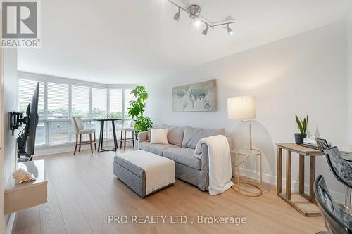 207 - 2285 Lake Shore Boulevard W, Toronto (Mimico), ON - Indoor Photo Showing Living Room