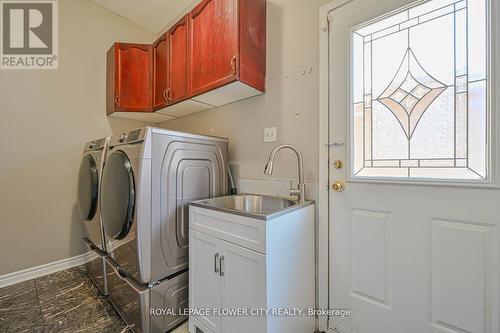 2 Black Hills Court, Brampton, ON - Indoor Photo Showing Laundry Room