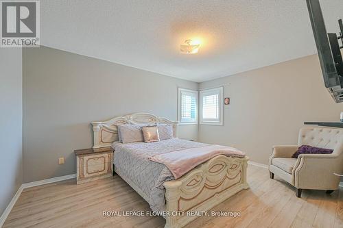 2 Black Hills Court, Brampton (Sandringham-Wellington), ON - Indoor Photo Showing Bedroom