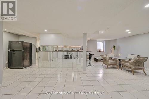 2 Black Hills Court, Brampton (Sandringham-Wellington), ON - Indoor