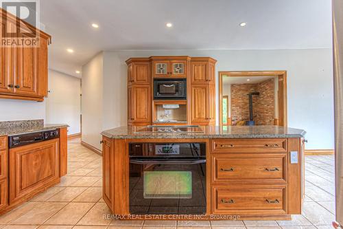 13215 Guelph Line, Milton (Campbellville), ON - Indoor Photo Showing Kitchen