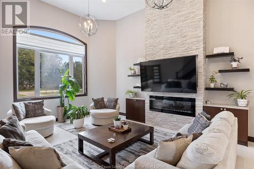 5911 Malden Road, Maidstone, ON - Indoor Photo Showing Living Room With Fireplace