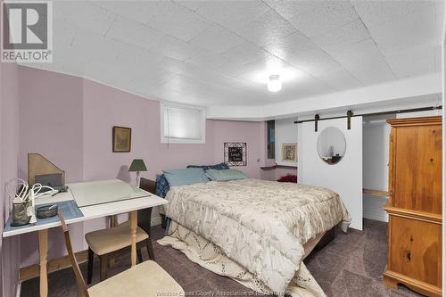 1077 Chilver Road, Windsor, ON - Indoor Photo Showing Bedroom